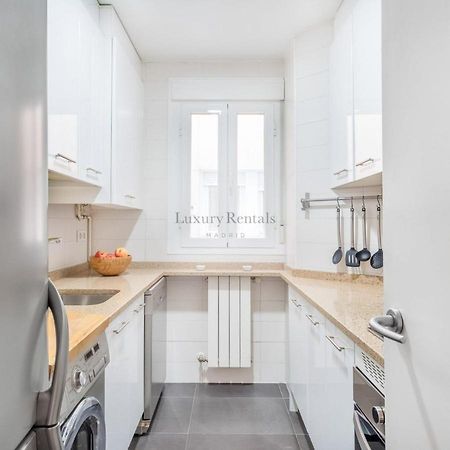 Charming 2-Bedroom Apartment In Retiro Perfect Madrid Location Exterior photo