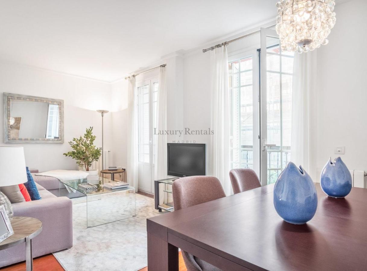 Charming 2-Bedroom Apartment In Retiro Perfect Madrid Location Exterior photo